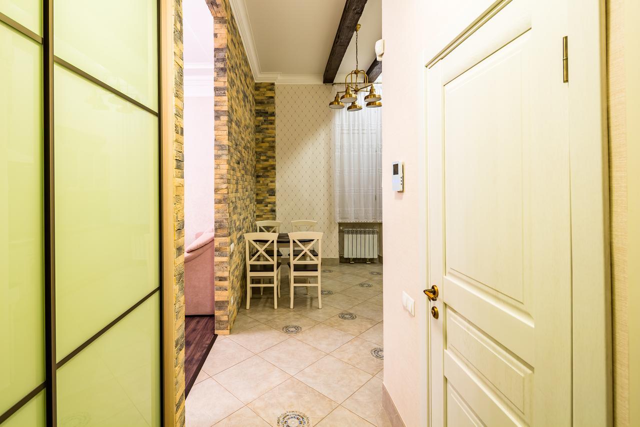 Фредра, 6 Lviv Eksteriør billede